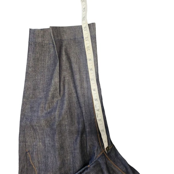 Tory Burch Women's Trouser Shorts Dark Wash Denim Gold‎ Button Detail Size 28 - Picture 5 of 6